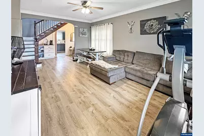 355 24th St SE, Salem, OR 97301 - Photo 4