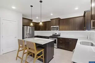 4465 Bounty Pl NE, Albany, OR 97322 - Photo 14