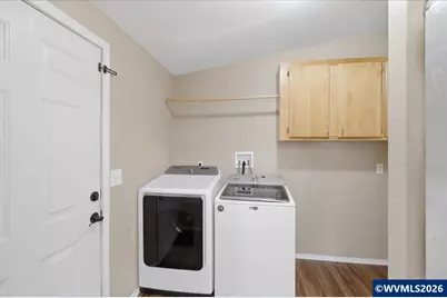 905 Mountain View Rd, Sweet Home, OR 97386 - Photo 24