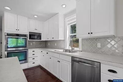2380 Emmet Dr NW, Salem, OR 97304 - Photo 8