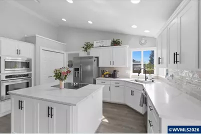 2810 Hoover Av NW, Salem, OR 97304 - Photo 16