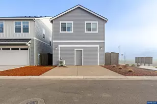 7398 SE Madrone St, Hillsboro, OR 97123 - Photo 30