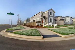 7398 SE Madrone St, Hillsboro, OR 97123 - Photo 2