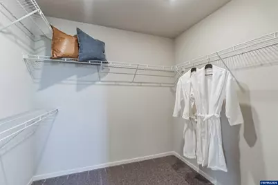 746 Merriott Ln, Woodburn, OR 97071 - Photo 24