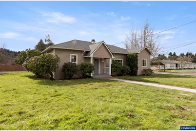 3303 Long St, Sweet Home, OR 97386 - Photo 2