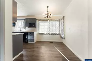 3303 Long St, Sweet Home, OR 97386 - Photo 6