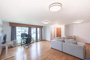 2420 Pine Ln SE, Albany, OR 97322 - Photo 4