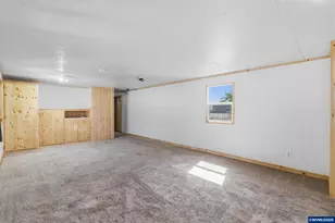 612 N Cascade #48 Dr, Woodburn, OR 97071 - Photo 8