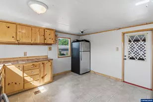 612 N Cascade #48 Dr, Woodburn, OR 97071 - Photo 4