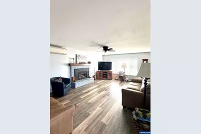 1335 1st Av, Sweet Home, OR 97386 - Photo 2