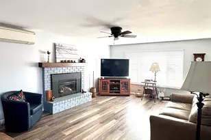 1335 1st Ave, Sweet Home, OR 97386 - Photo 2