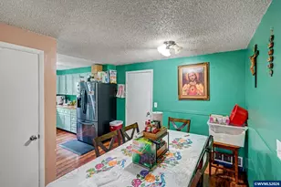 4713 Herrin Dr NE, Salem, OR 97305 - Photo 10