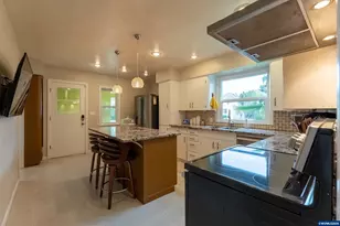 925 6th Ave SW, Albany, OR 97321 - Photo 10