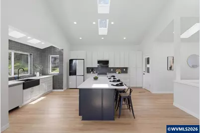 2455 W 29th Av, Eugene, OR 97405 - Photo 8
