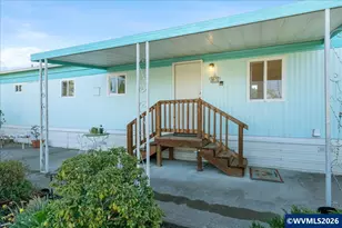 1418 Pine St, Silverton, OR 97381 - Photo 4