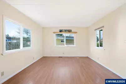 1418 Pine #7 St, Silverton, OR 97381 - Photo 12