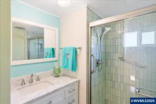1418 Pine St, Silverton, OR 97381 - Photo 22