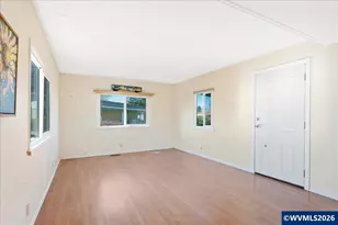1418 Pine St, Silverton, OR 97381 - Photo 12