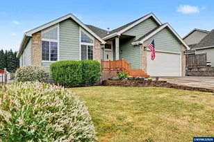 813 SW 8th St, Sublimity, OR 97385 - Photo 4