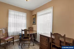 1090 15th St NE, Salem, OR 97301 - Photo 14