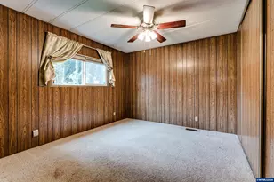 82274 River Dr, Creswell, OR 97426 - Photo 30