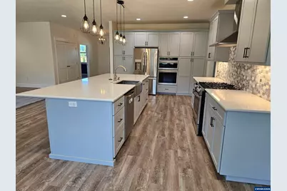 4581 Kalmia St, Sweet Home, OR 97386 - Photo 16