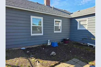 1585 Park Dr, Lebanon, OR 97355 - Photo 30