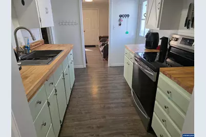 1585 Park Dr, Lebanon, OR 97355 - Photo 4