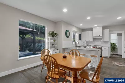 1155 Little John Lp NW, Salem, OR 97304 - Photo 10