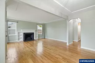 1084 24th St NE, Salem, OR 97301 - Photo 10