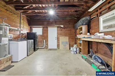 1084 24th St NE, Salem, OR 97301 - Photo 32