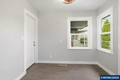 1084 24th St NE, Salem, OR 97301 - Photo 18