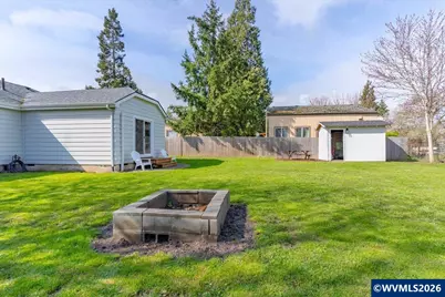 212 Picture St, Independence, OR 97351 - Photo 34