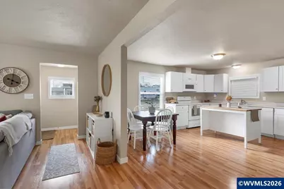 212 Picture St, Independence, OR 97351 - Photo 12