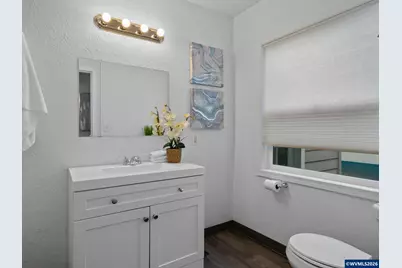 180 Eaton St, Lebanon, OR 97355 - Photo 22