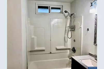 825 Treewood Ln SE, Salem, OR 97317 - Photo 16