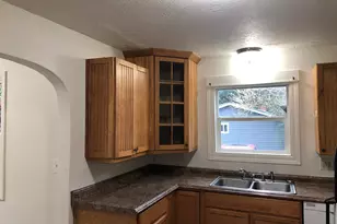 825 Treewood Ln SE, Salem, OR 97317 - Photo 8