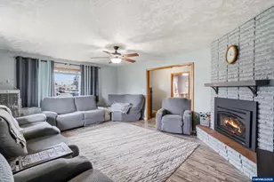 765 13th Av SE, Albany, OR 97322 - Photo 6