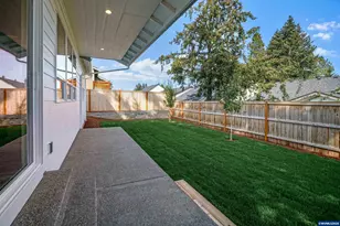 6752 Naomi Danielle St SE, Salem, OR 97306 - Photo 38