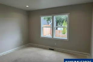 6752 Naomi Danielle St SE, Salem, OR 97306 - Photo 8