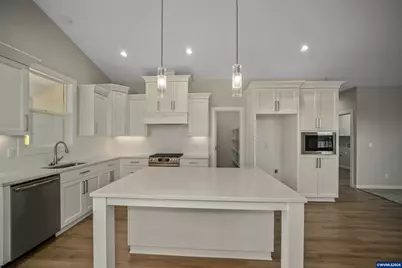 760 Emily Grace Ct SE, Salem, OR 97306 - Photo 14