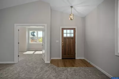 760 Emily Grace Ct SE, Salem, OR 97306 - Photo 8