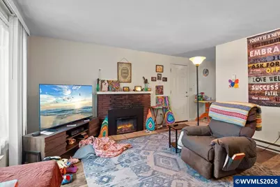 1254 8th St NW, Salem, OR 97304 - Photo 4