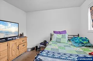 1254 8th St NW, Salem, OR 97304 - Photo 10