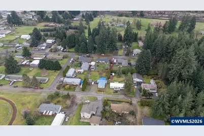 247 Cedar St, Lyons, OR 97358 - Photo 36