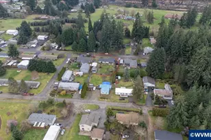 247 Cedar St, Lyons, OR 97358 - Photo 36