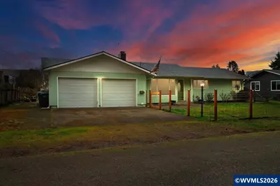 247 Cedar St, Lyons, OR 97358 - Photo 2