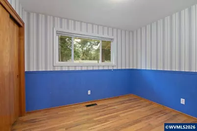 247 Cedar St, Lyons, OR 97358 - Photo 26