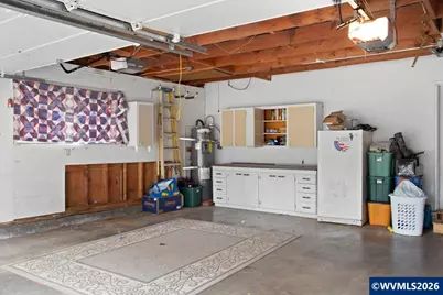 247 Cedar St, Lyons, OR 97358 - Photo 32