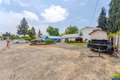 4055 Gary St NE, Keizer, OR 97303 - Photo 38